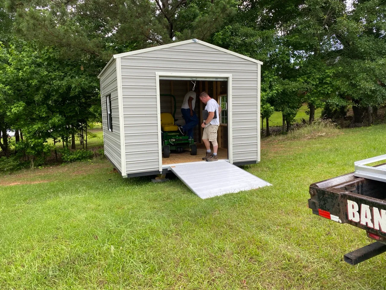 Aluminum shed delivery and installation