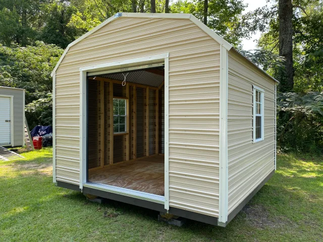 Aluminum barn style with roll-up door